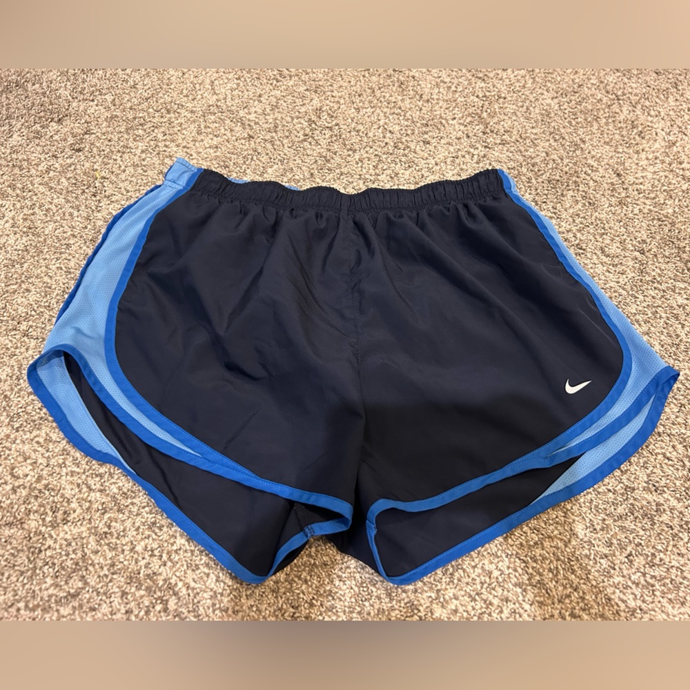 XL Nike Dryfit Shorts